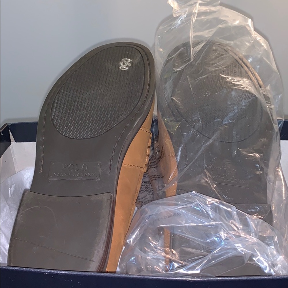 Shoes - Picture 4 of 4